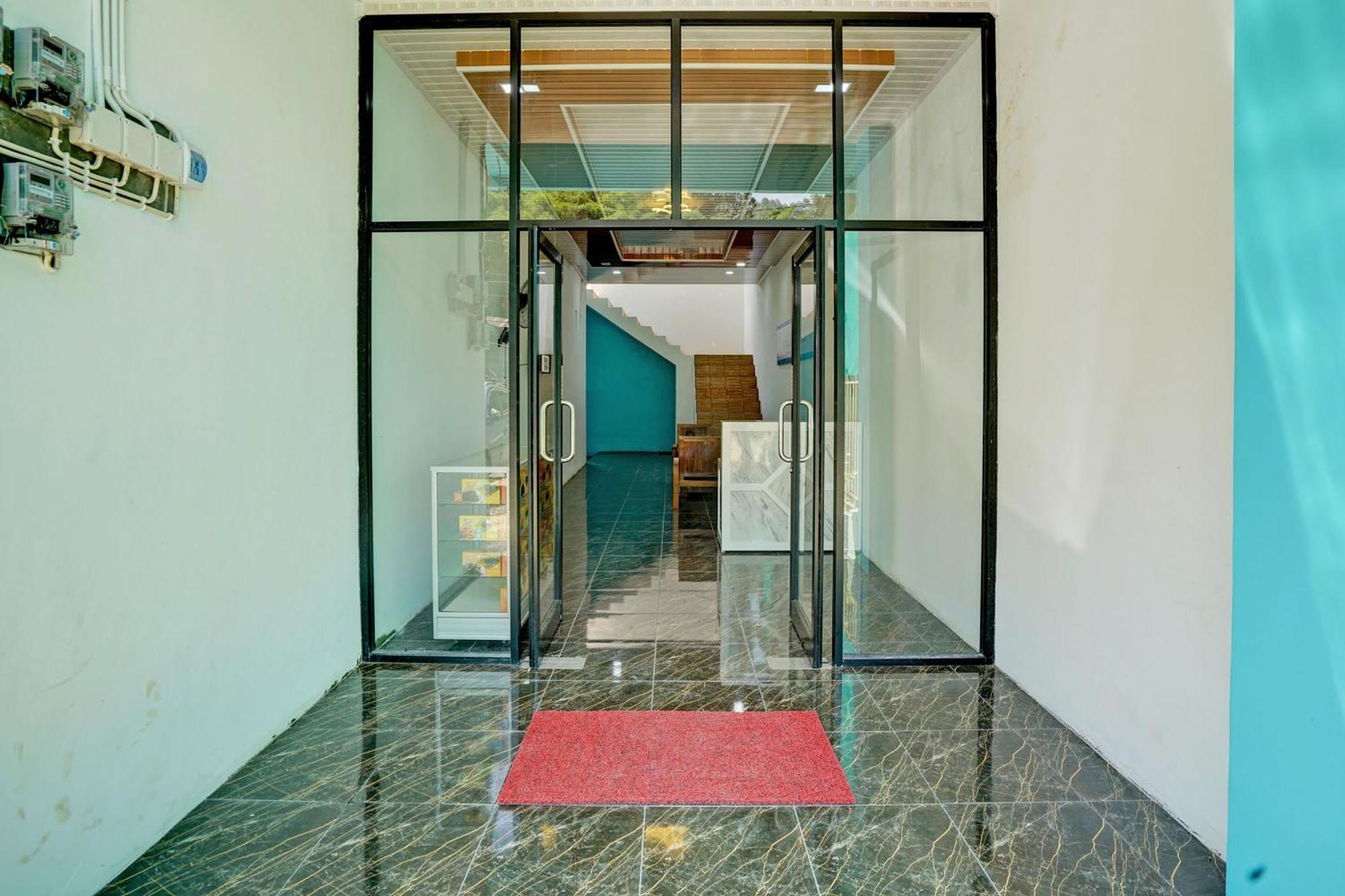 Oyo 92700 D' Ngalau Residence Syariah Payakumbuh Εξωτερικό φωτογραφία